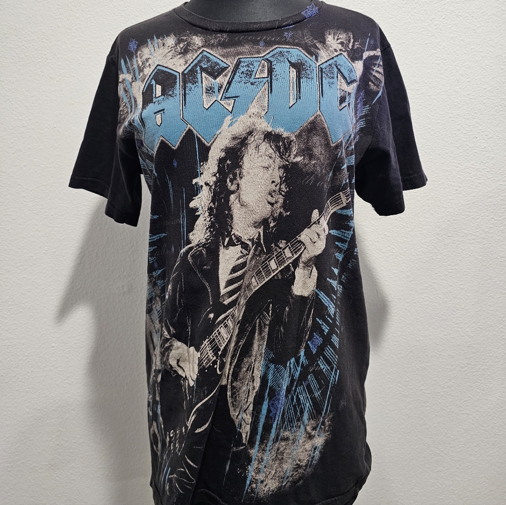 ACDC Vintage Tee 🖤
